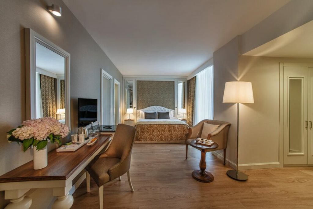 Main Building Family Room 3