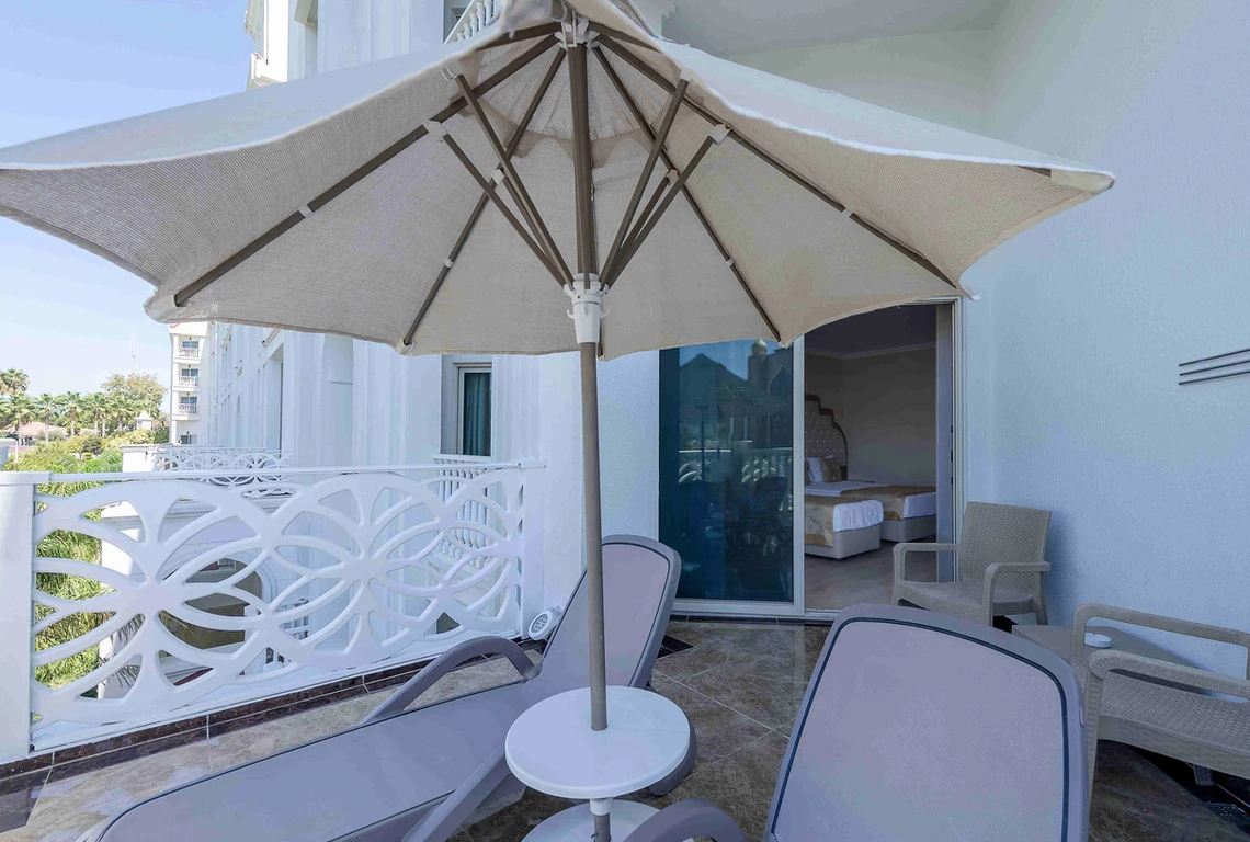 Standard Room With Terrace 3