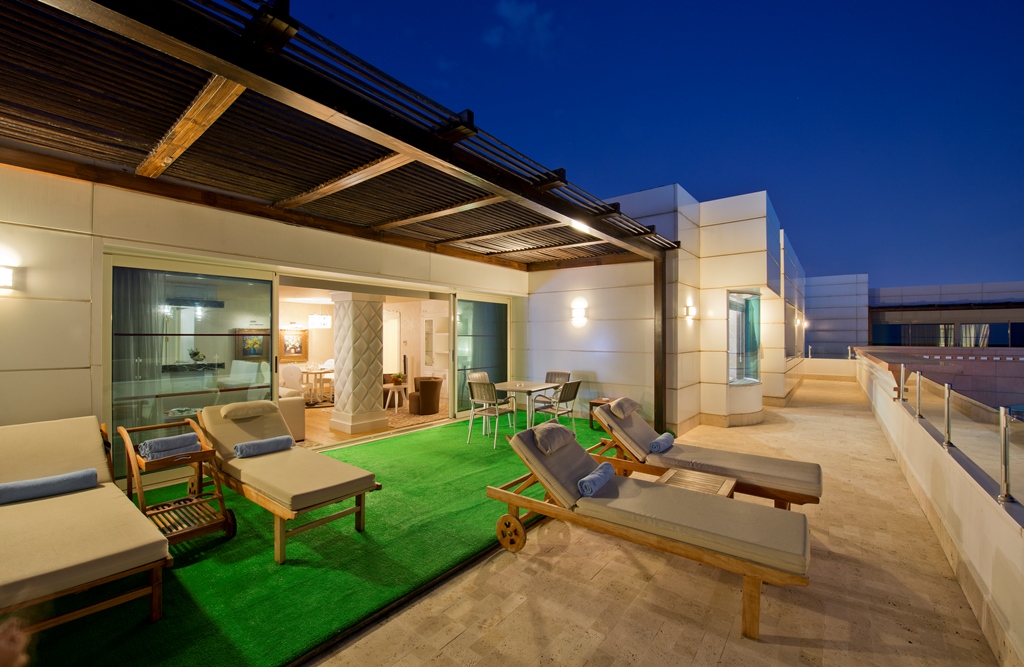Penthouse Suite 4