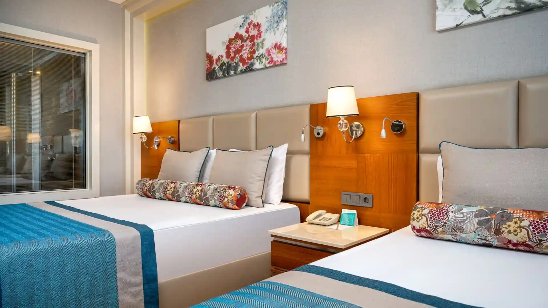 Standard Room Side Sea View 3