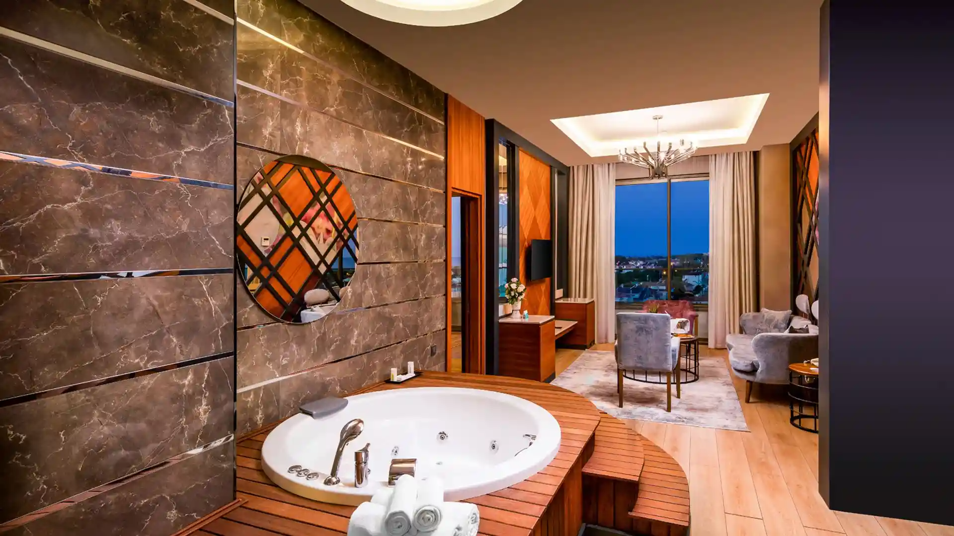 Hotel Suite Room 2