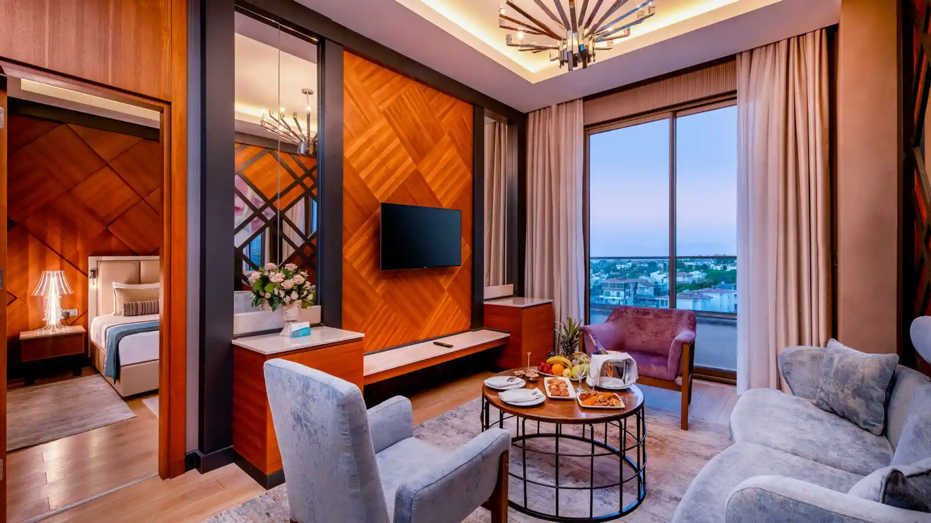Hotel Suite Room 3