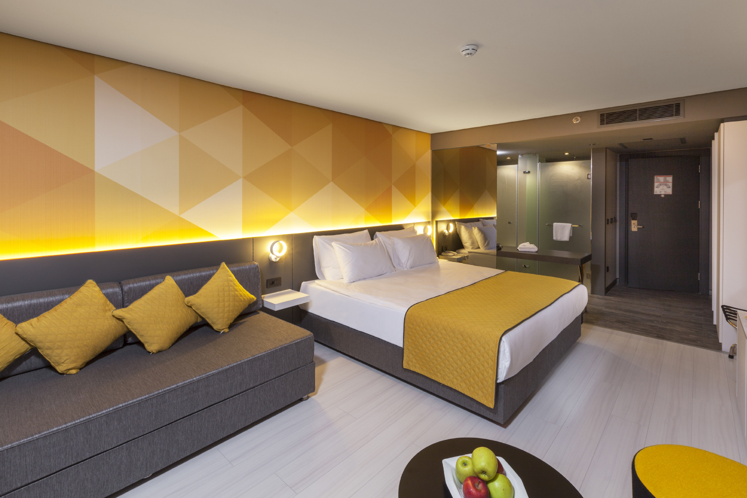 Standard Room River View 1