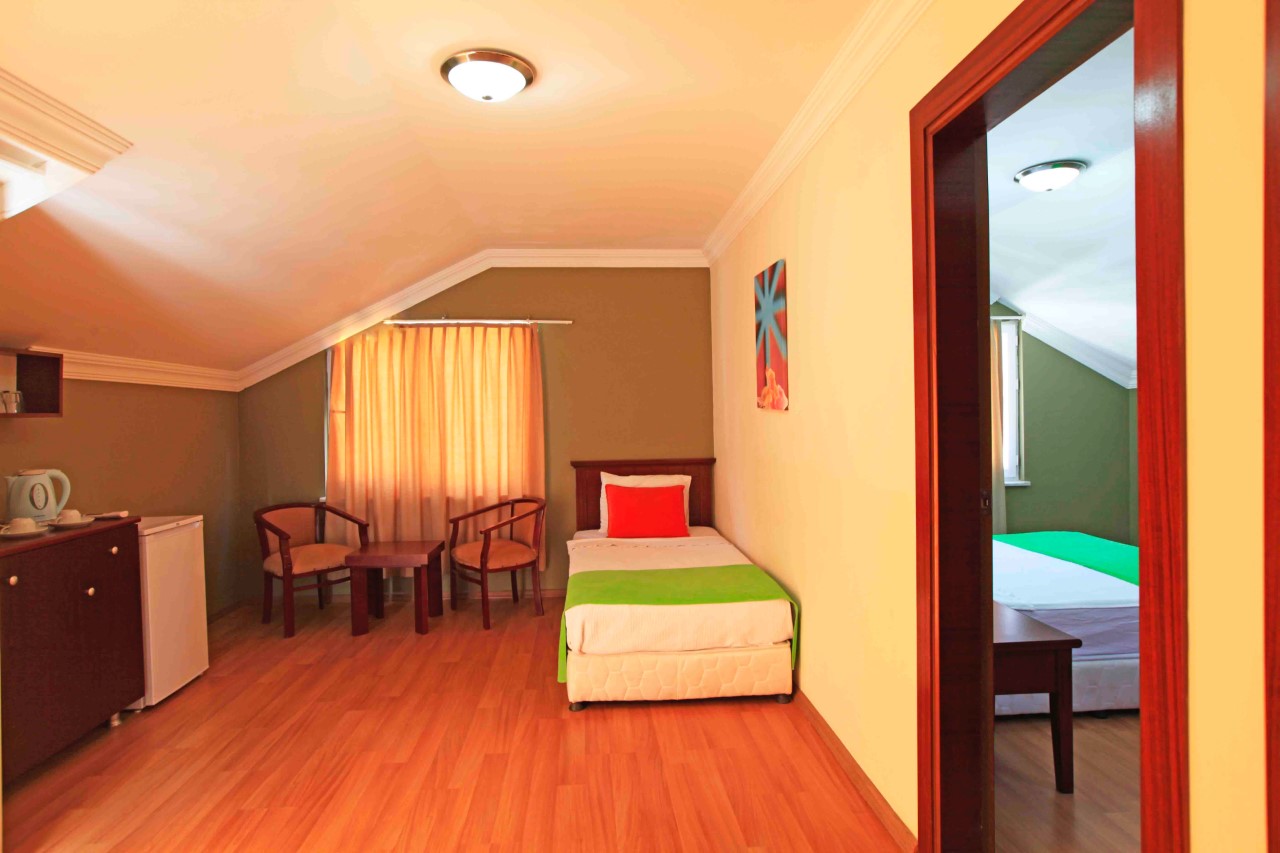 Family Room 1 2
