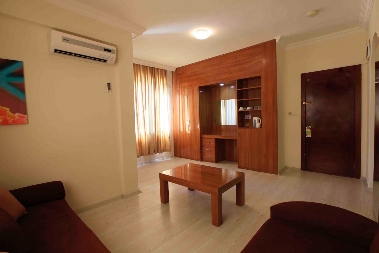 Family Room 2 2
