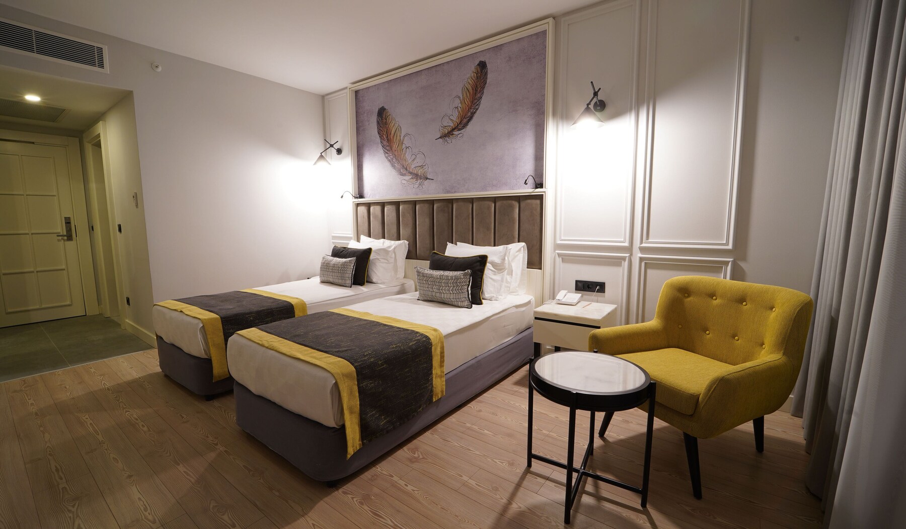 Economy Room 2