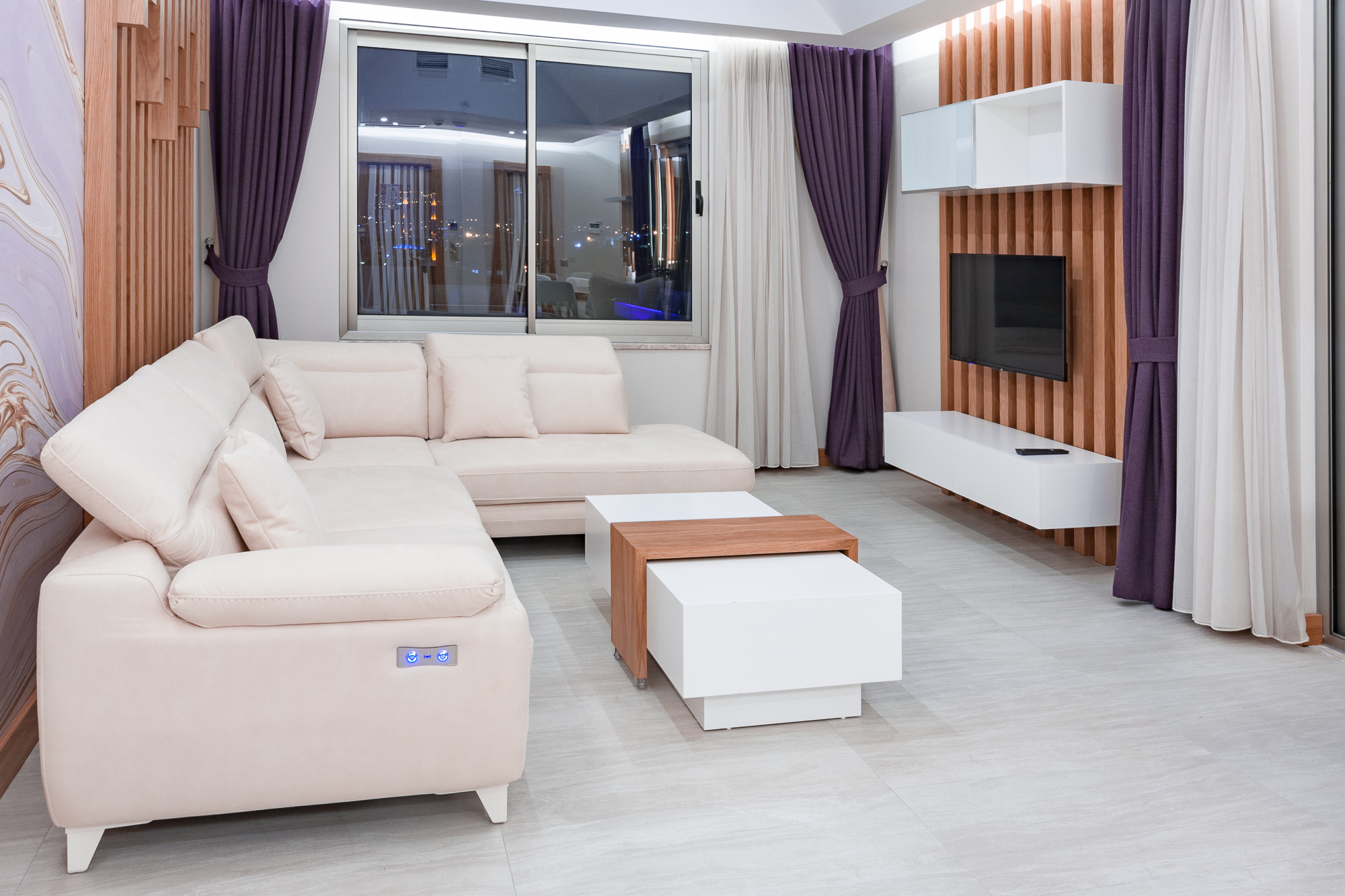 Family Room 2