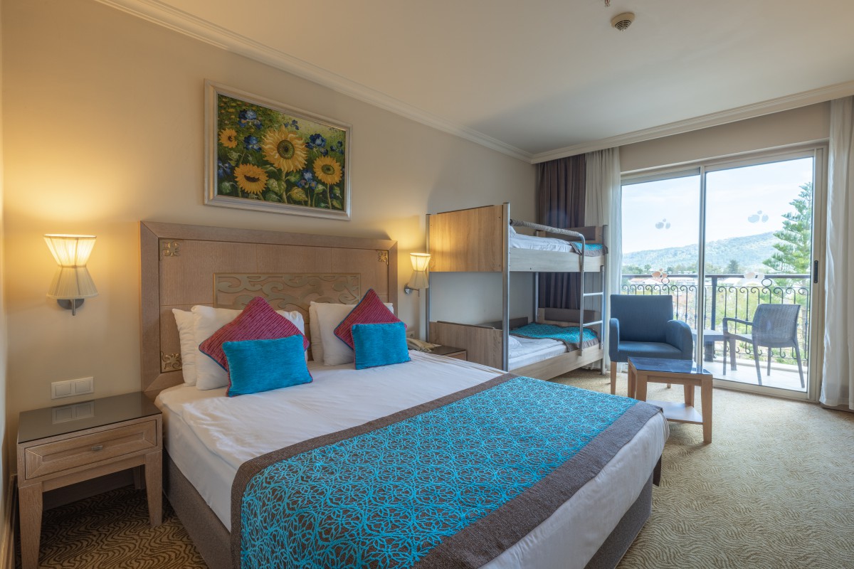 Standard Room Land View With Bunkbed 2