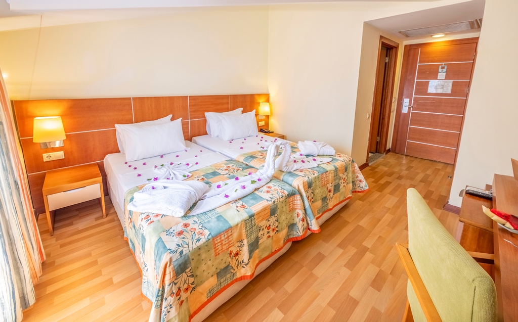 Standard Room 4