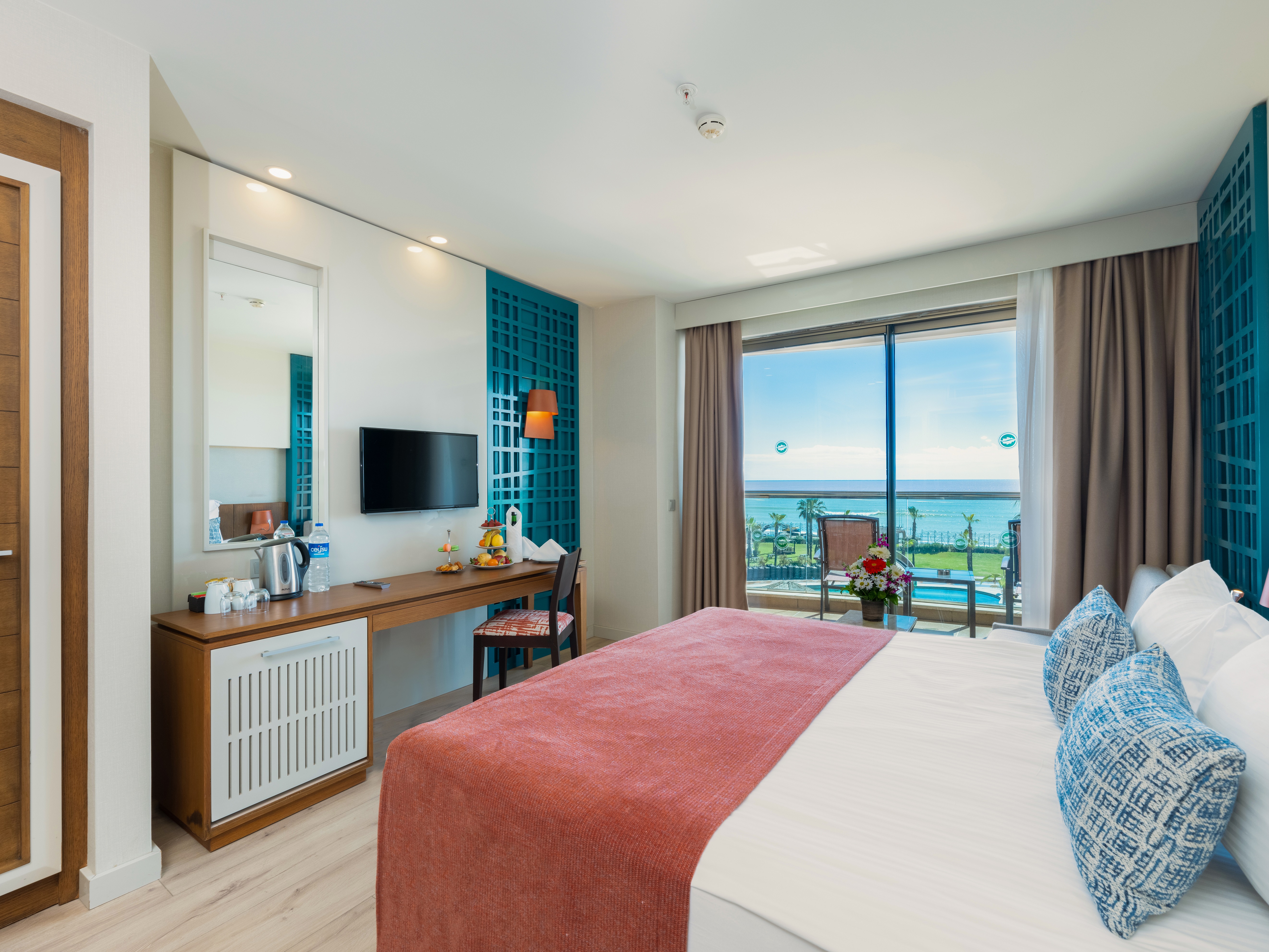Standard Room Sea View 2