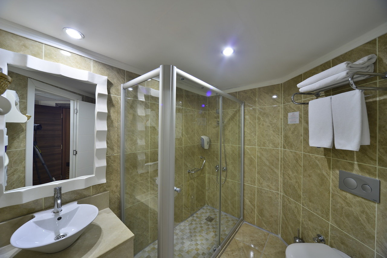Standard Room With Balcony 3