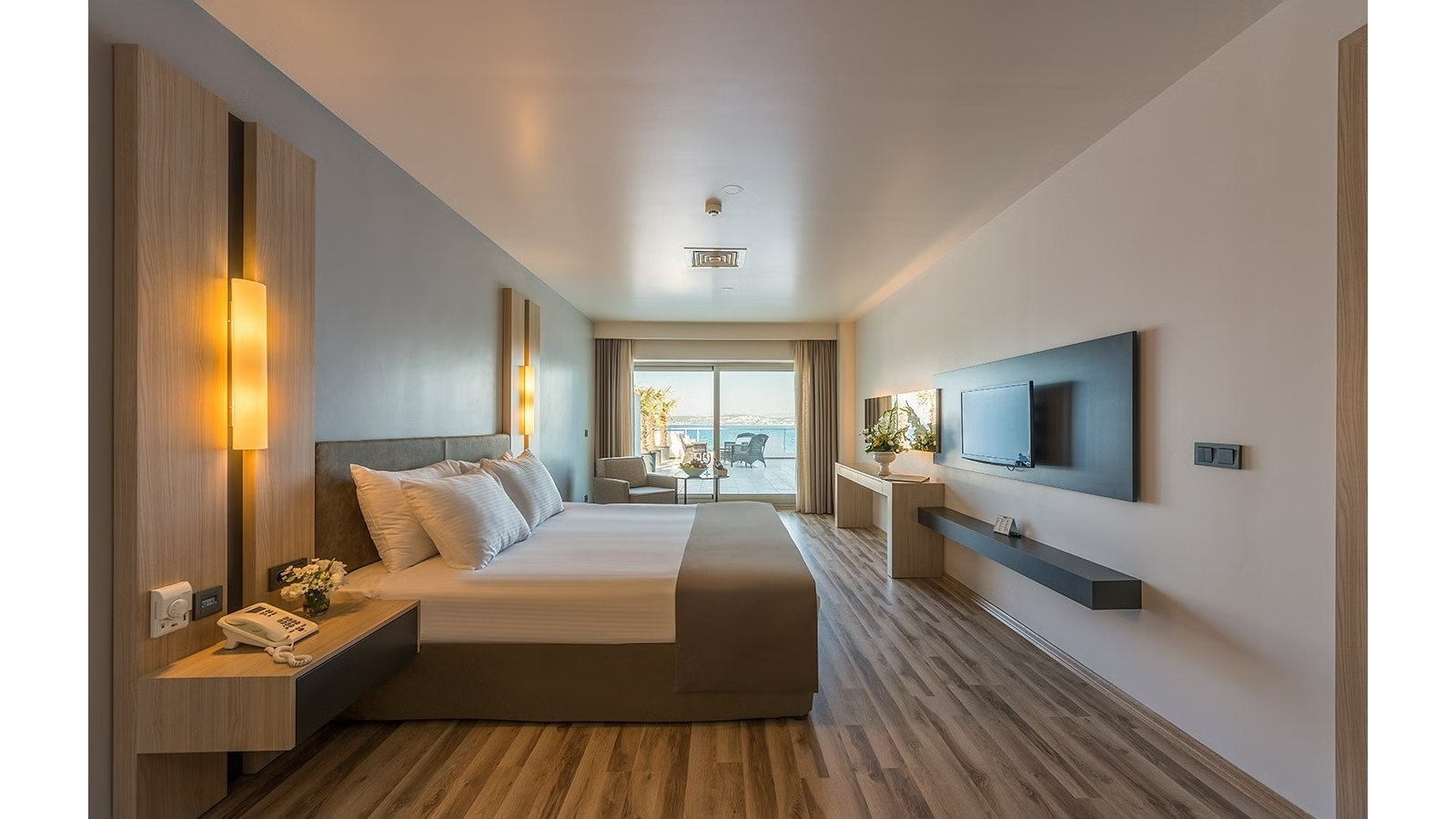 Ocean Suite 1