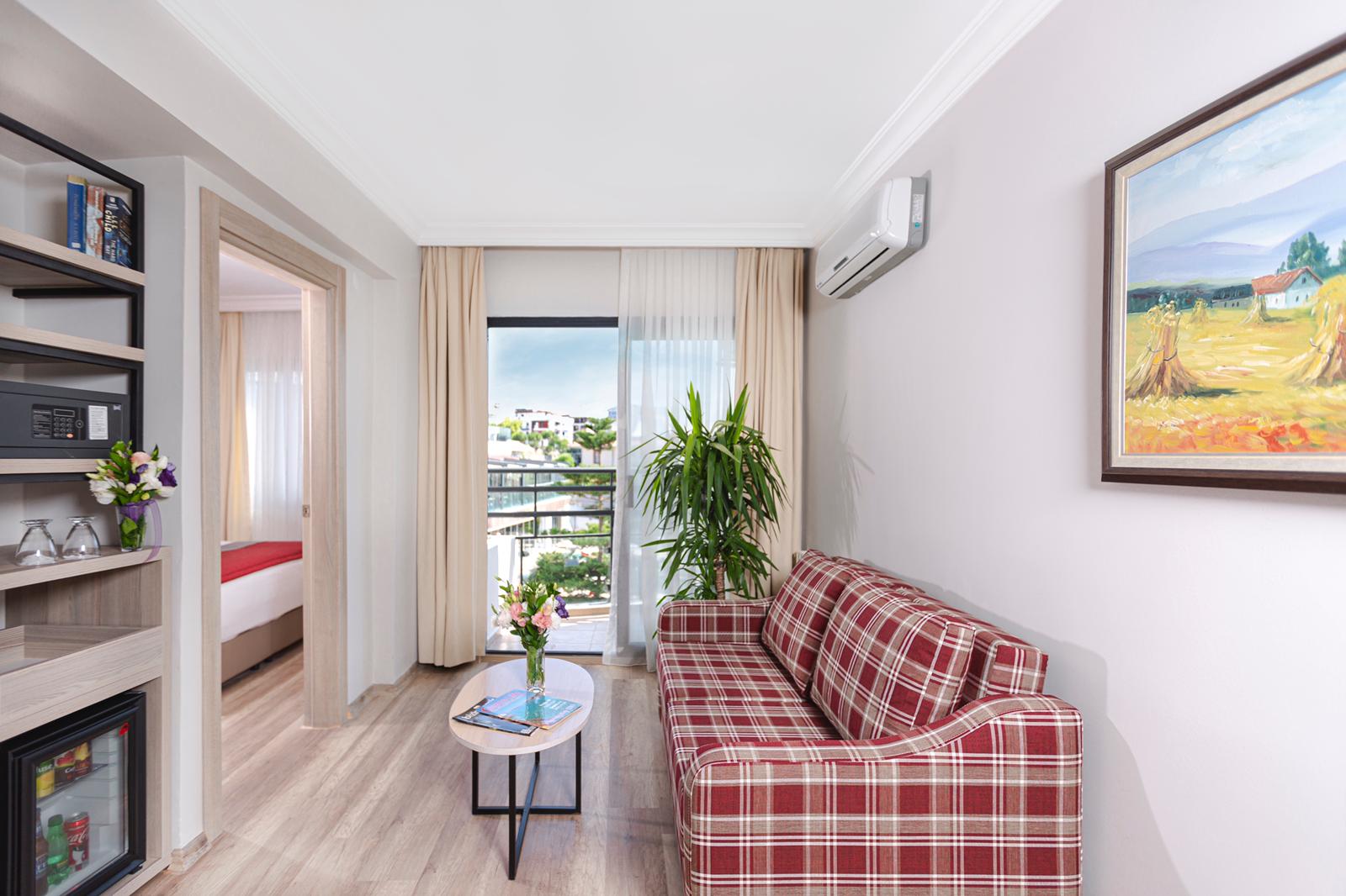Junior Pool View Room 1