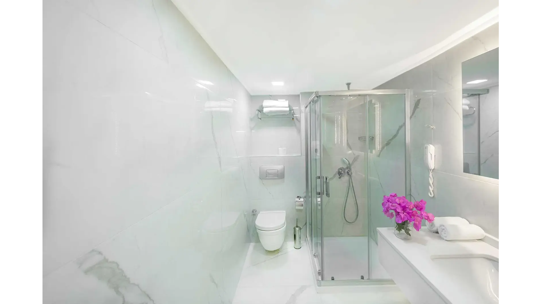Standart Pool View Room 3