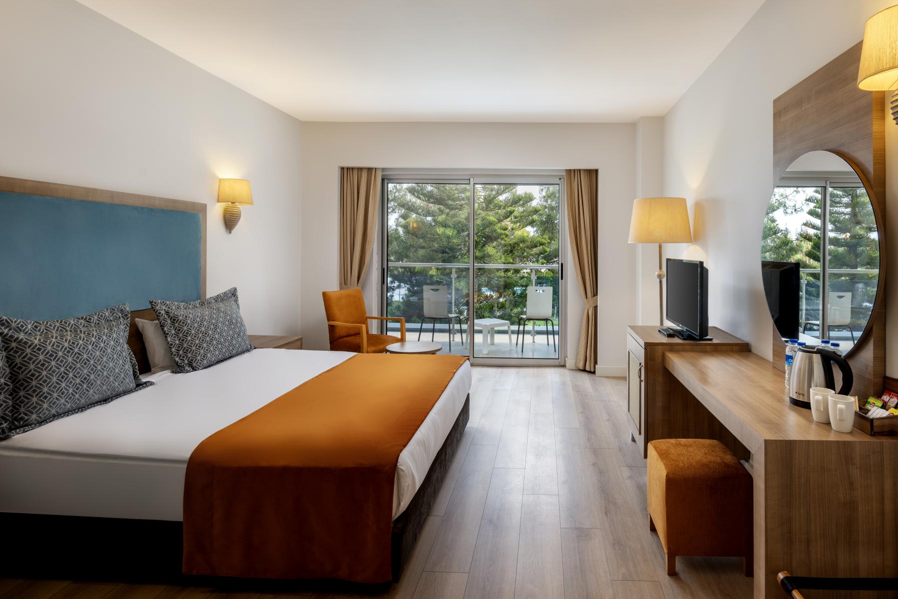 Coral Room 1