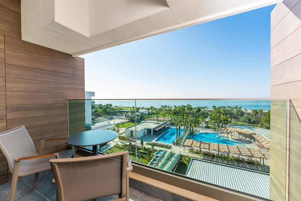 Standard Room Sea View 3