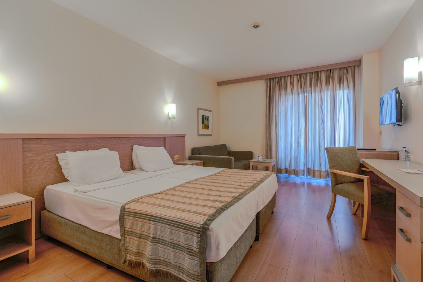 Standard Room Side Sea View With Balcony 1