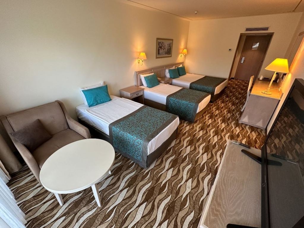 Family Garden View Room 1