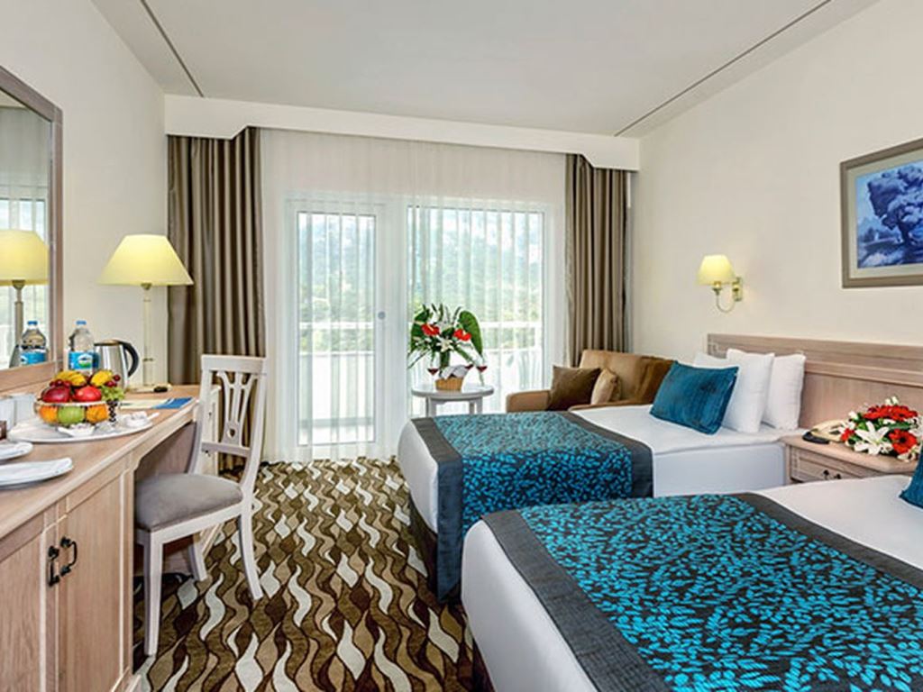 Standard Garden View Room 2
