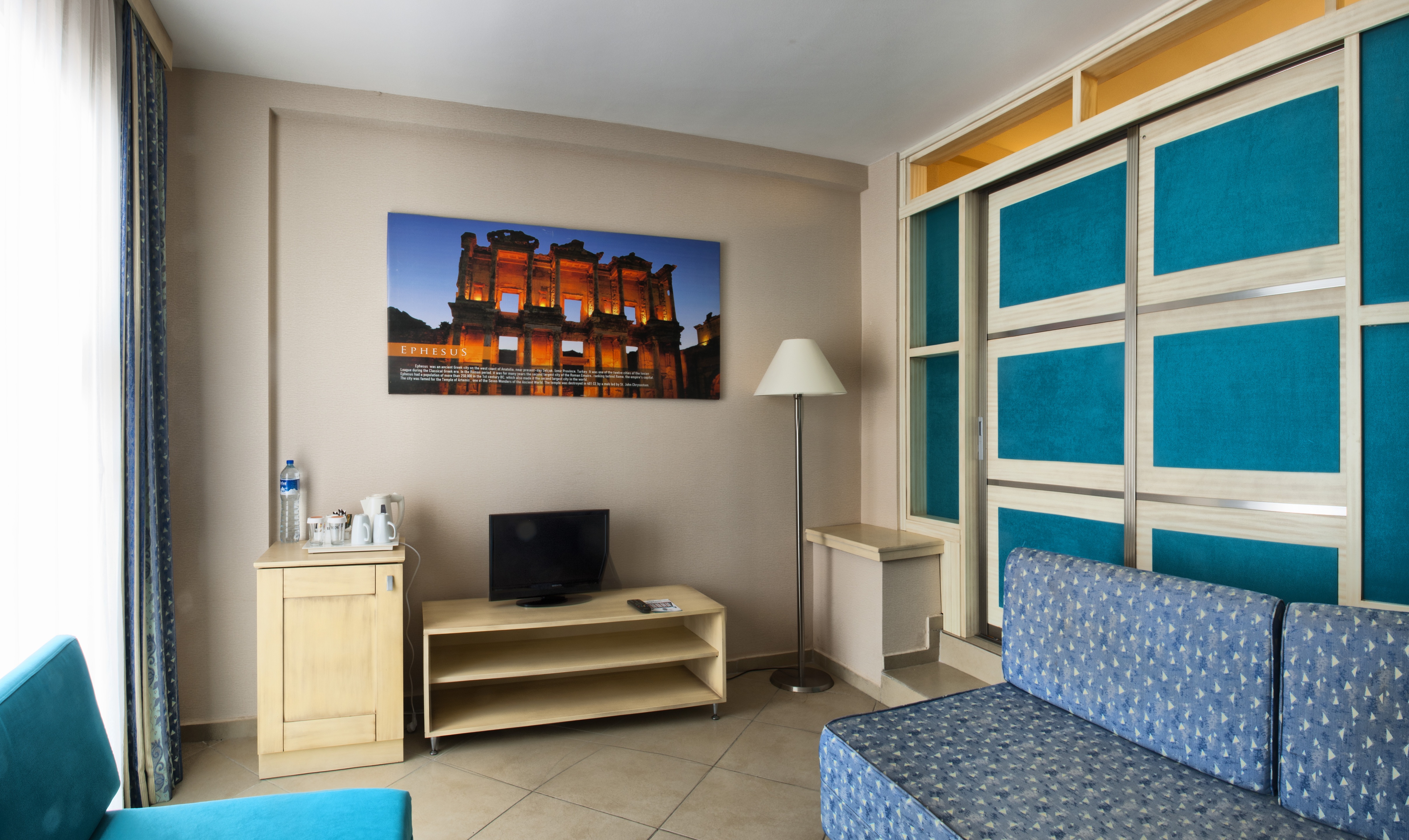 Family Land View 2 Bedrooms_sliding Door With Balcony Or Terrace 1