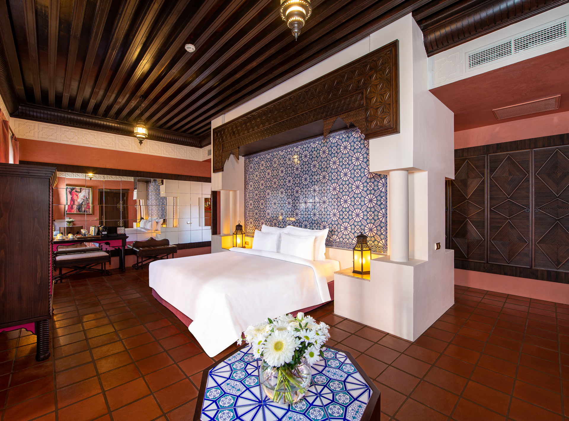 Orient Suite with Jacuzzi 1