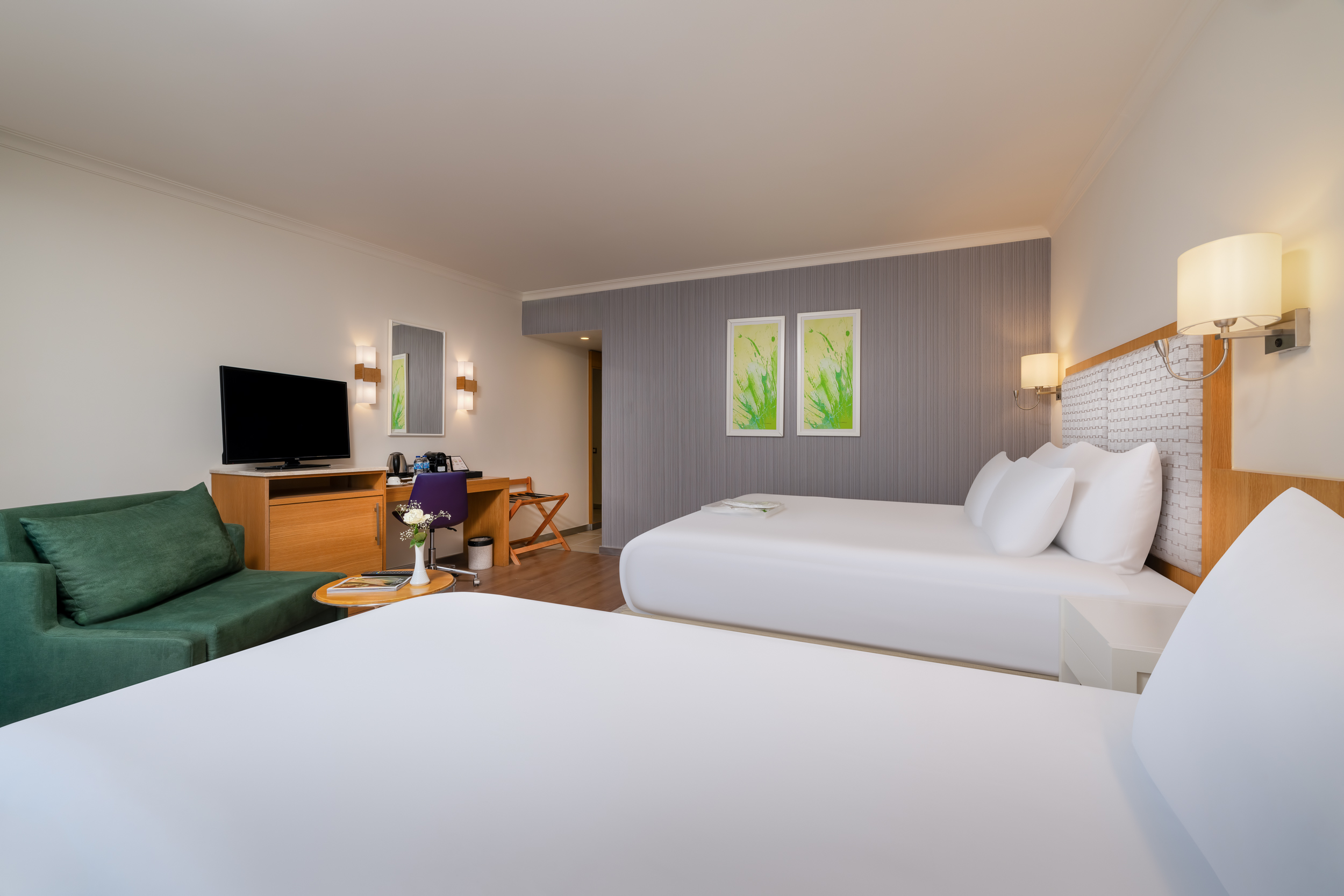 Coral Room 1