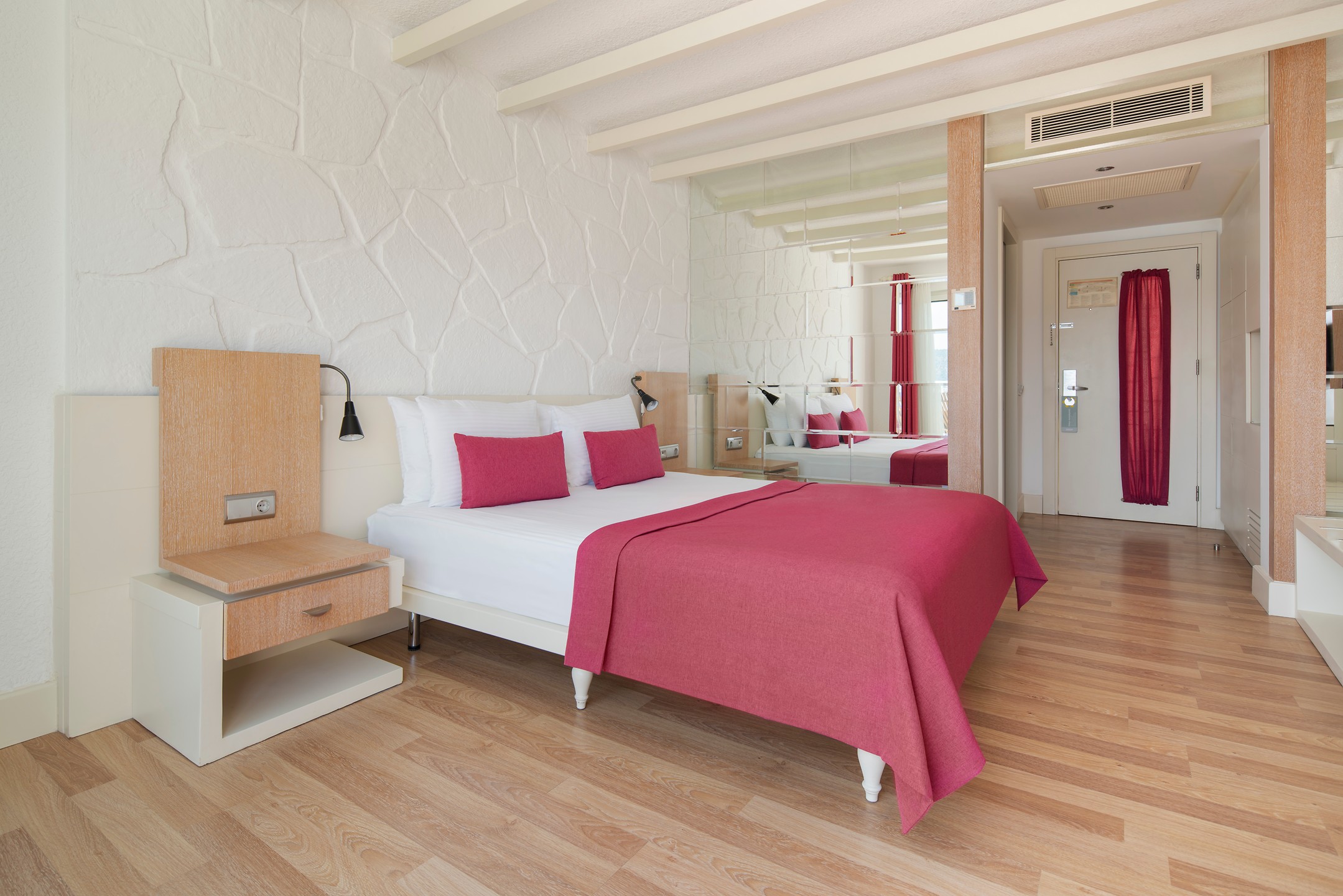 Standard Double or Twin Room Landview With Balcony 1