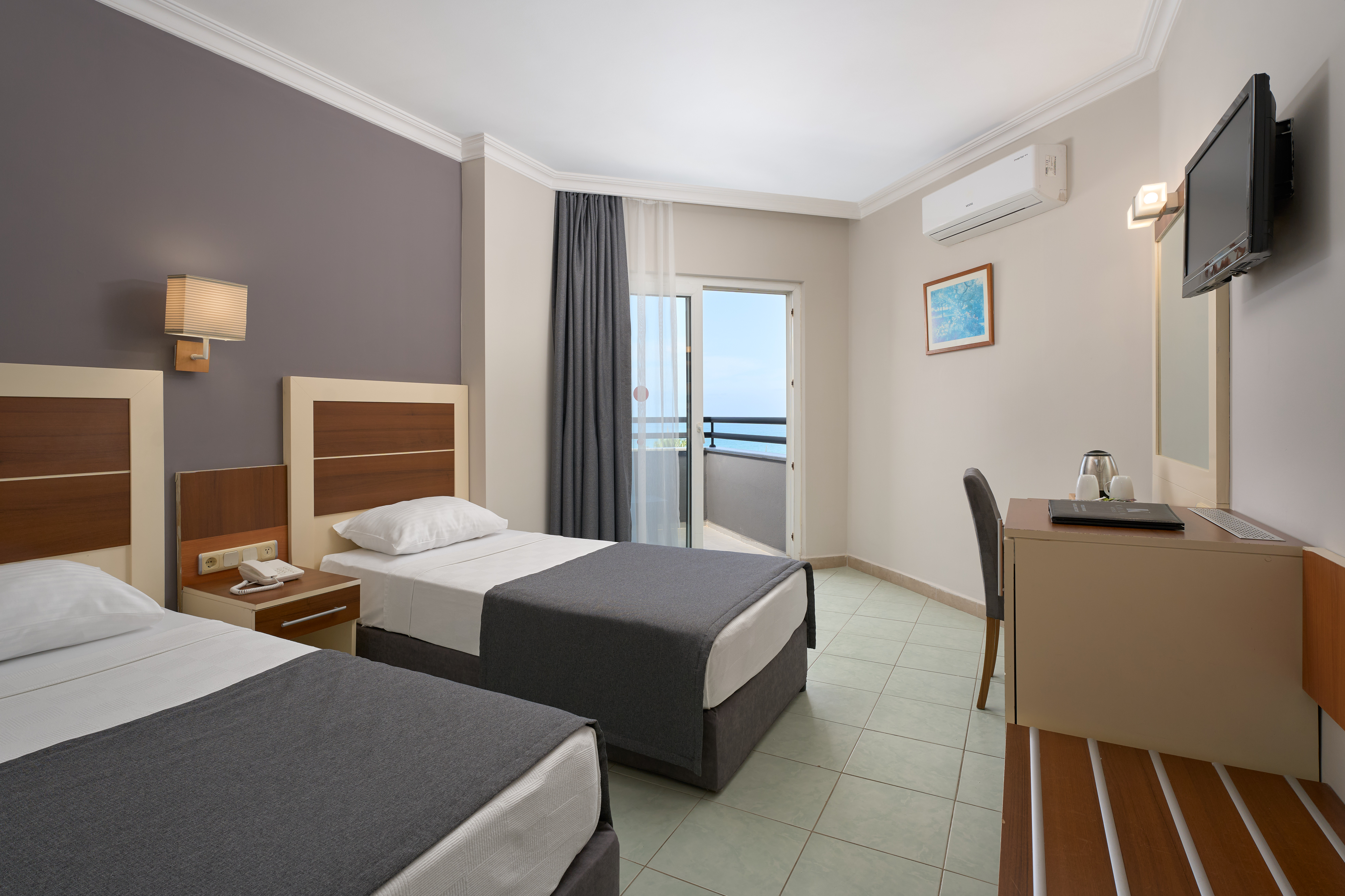 Standard Room 4