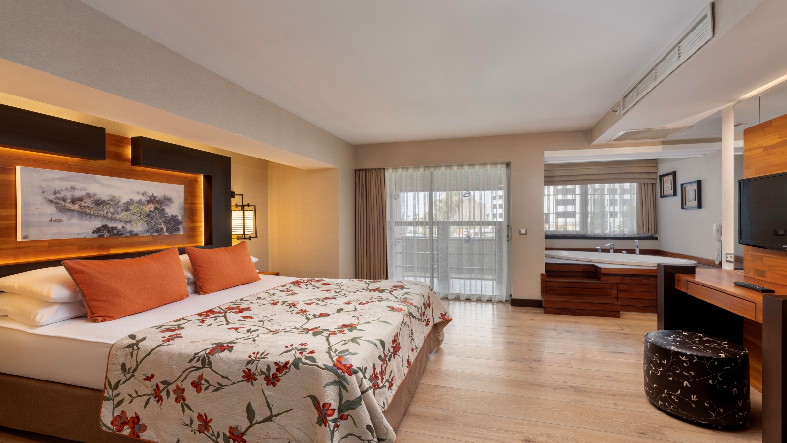 Family Room 4