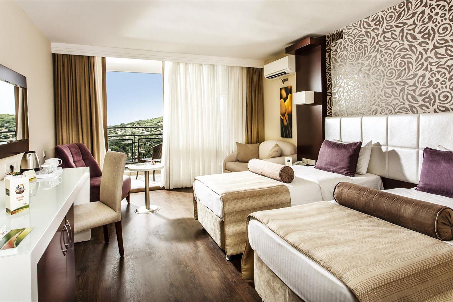 Deluxe Room Land View 1