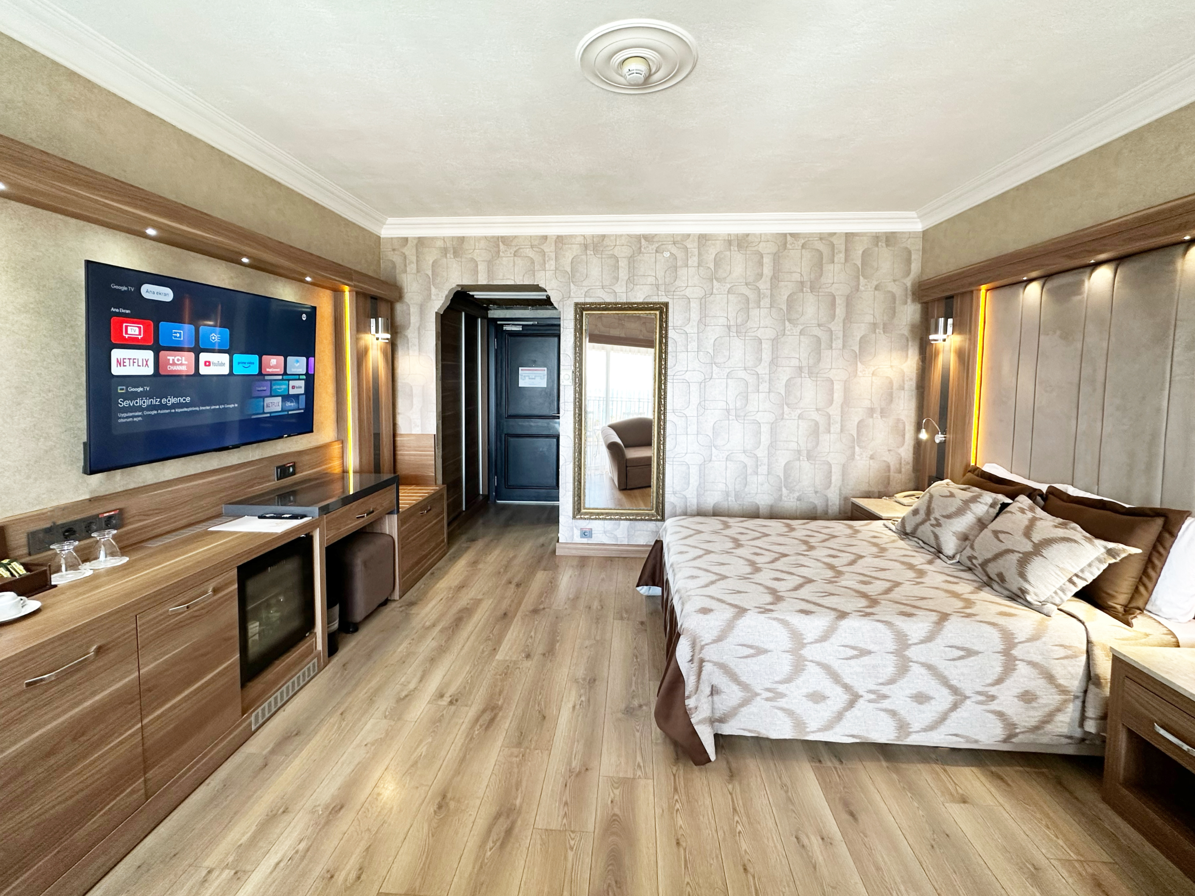 Comfort Room 2
