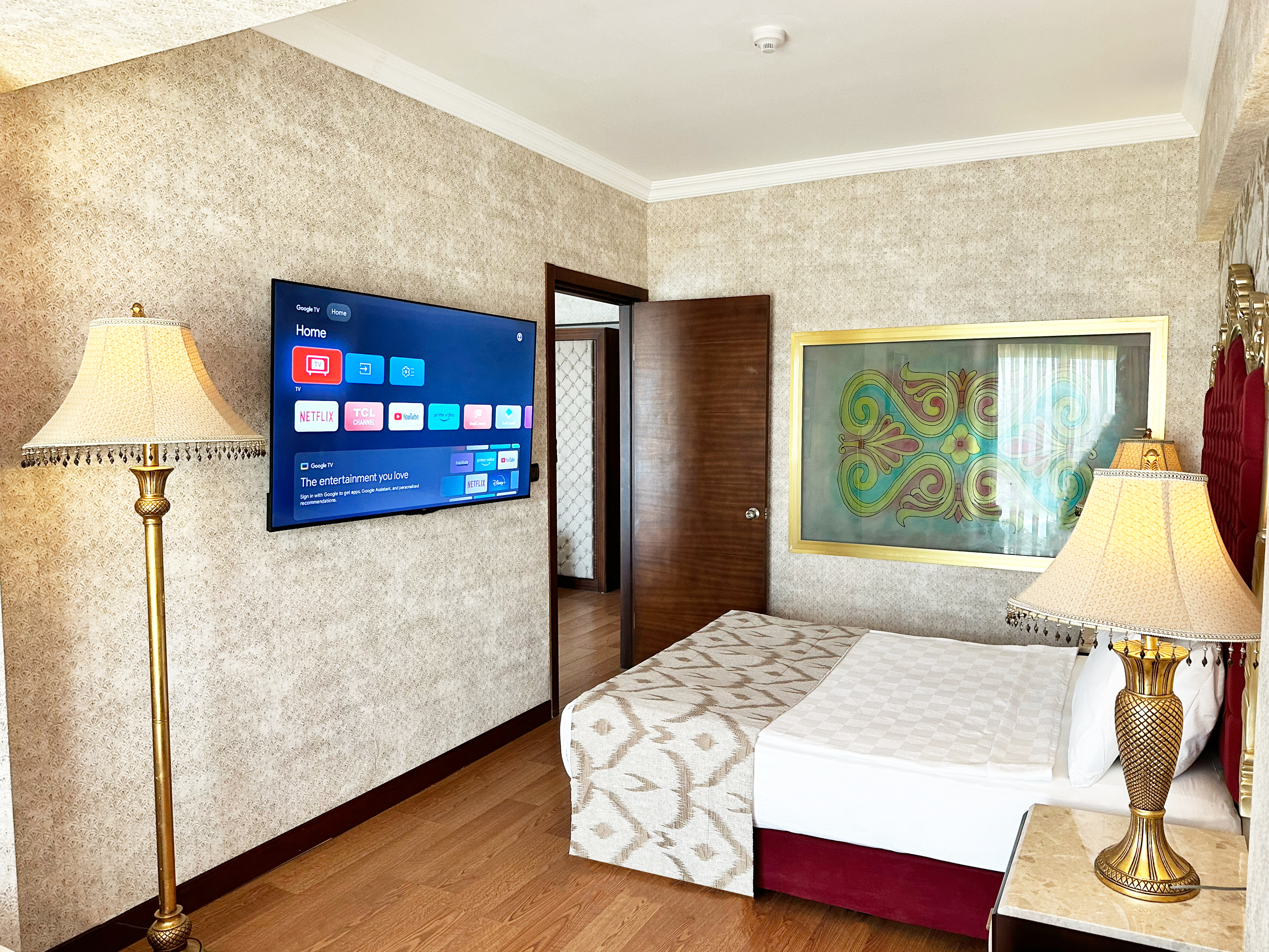 Comfort Family Room 3