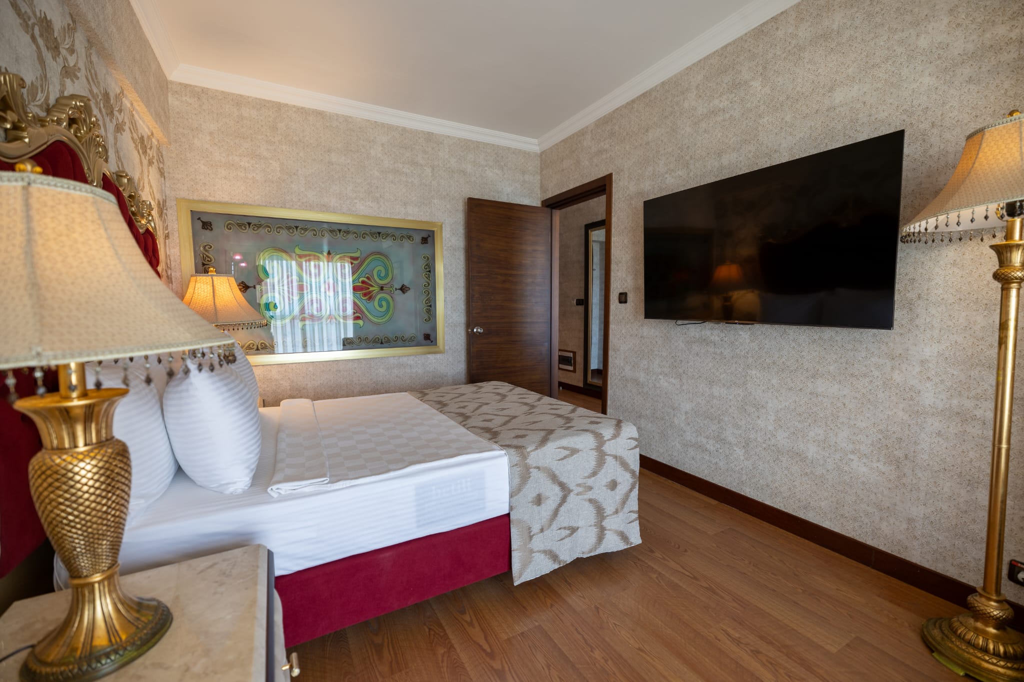 Comfort Family Room 4