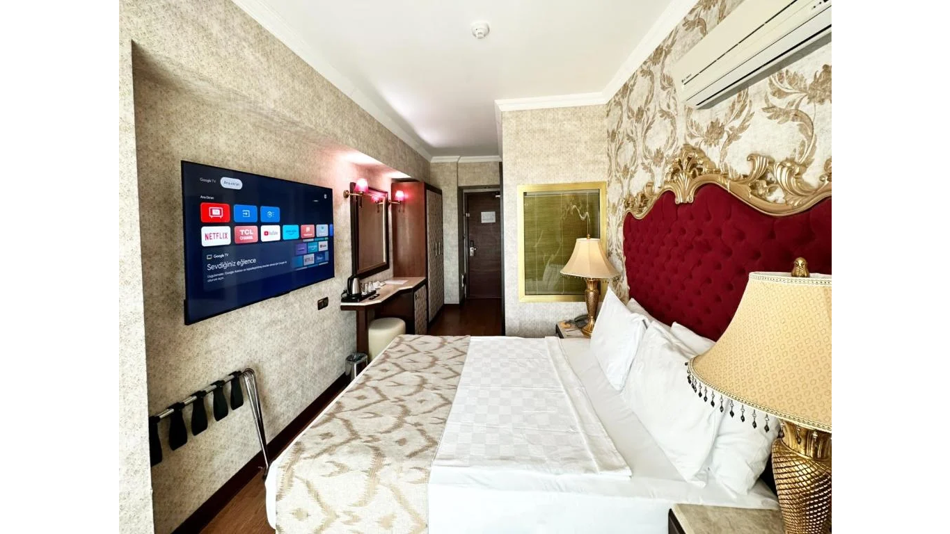Promo Room 3