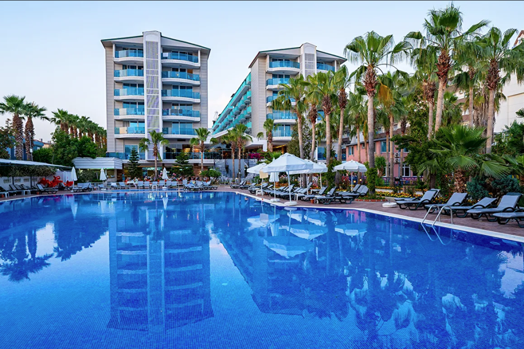 Concordia Celes Hotel