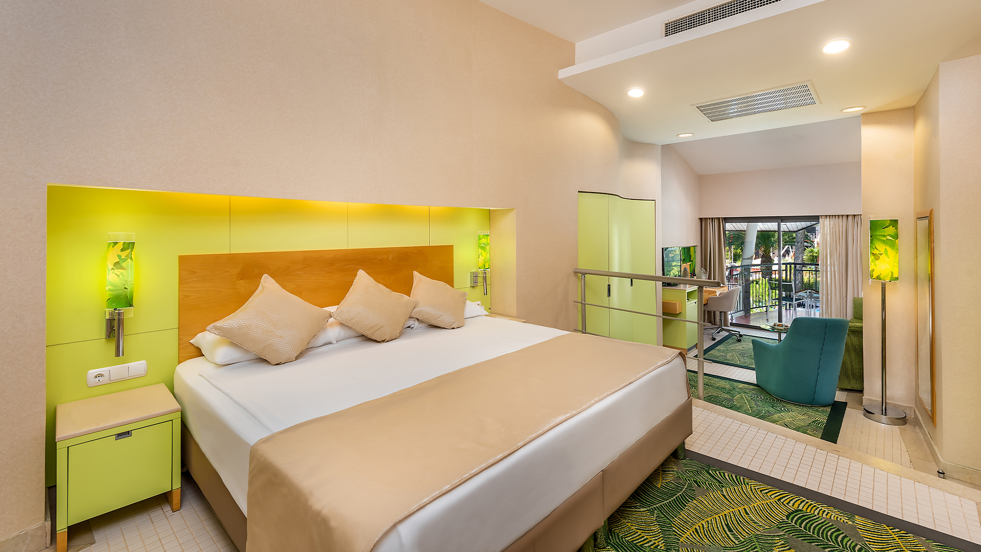 JUNIOR SUITE SWIM UP (Direct Pool Access) (Anex Building) 1