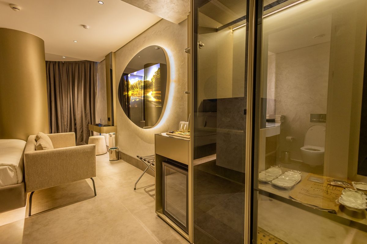 Deluxe Standard Room 3