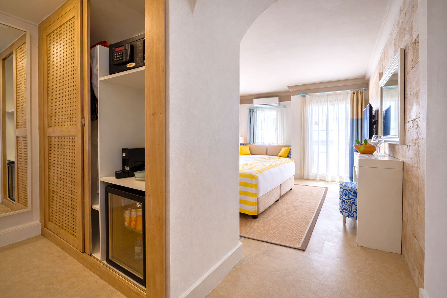 Ege Room 3