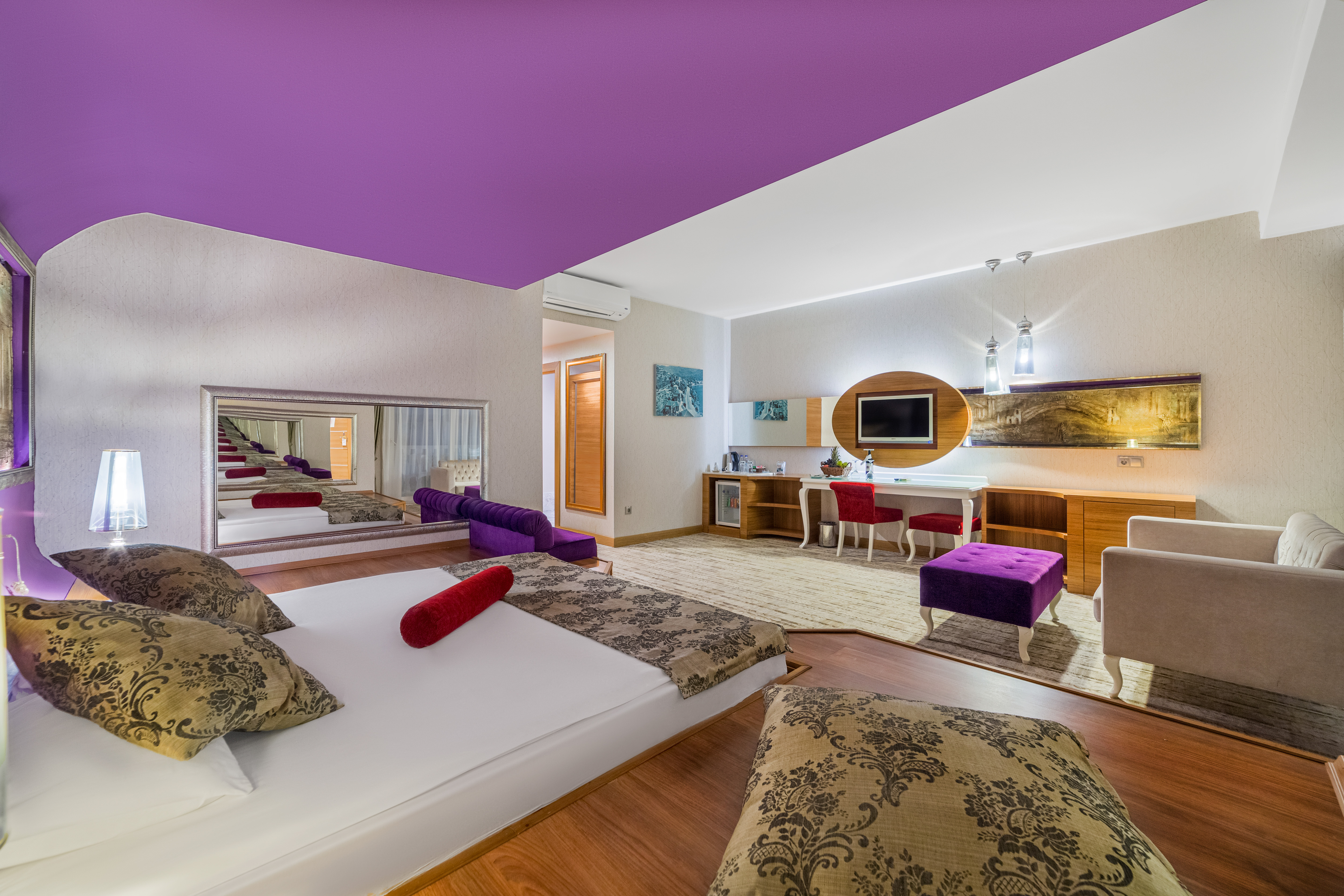 Theodora Building Standard Room 3
