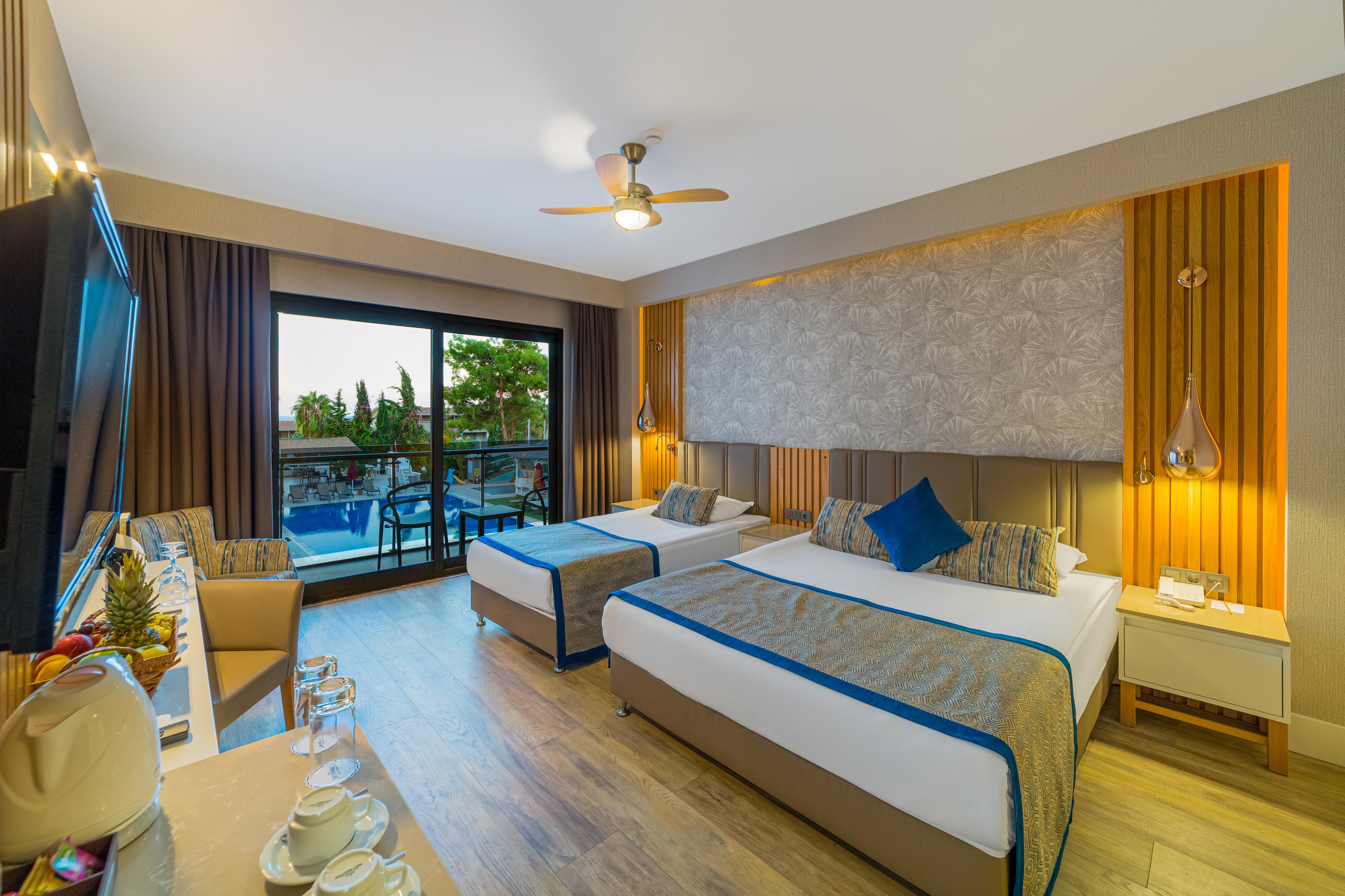 Coral Room 2