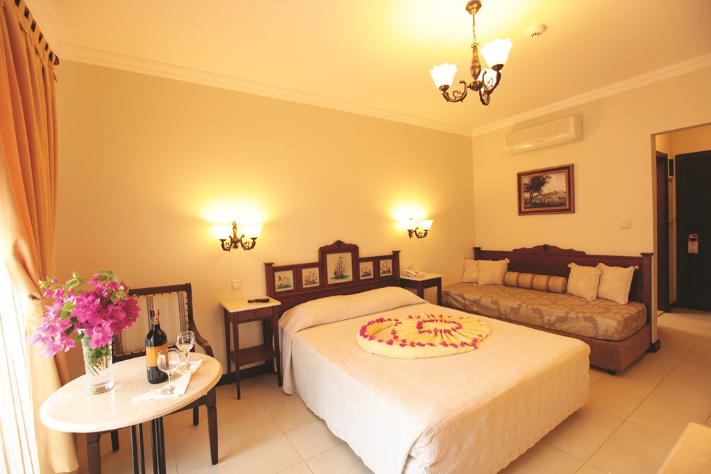 Coral Room Anex Building Promo 3