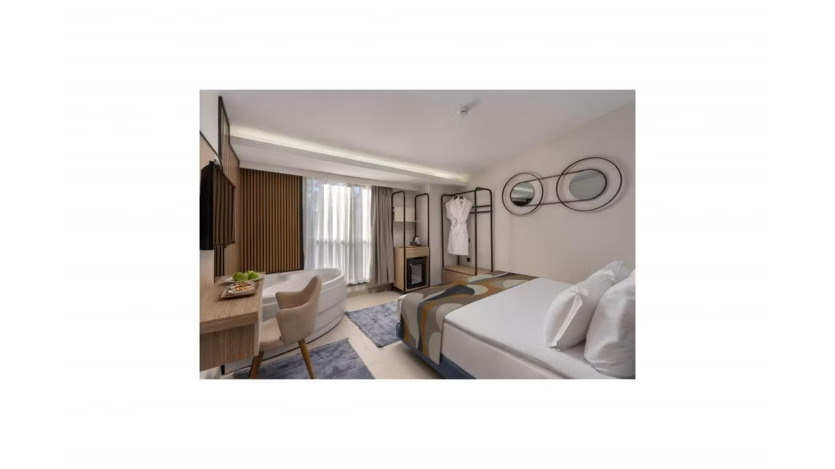Room with Jacuzzi - Garden Level 2