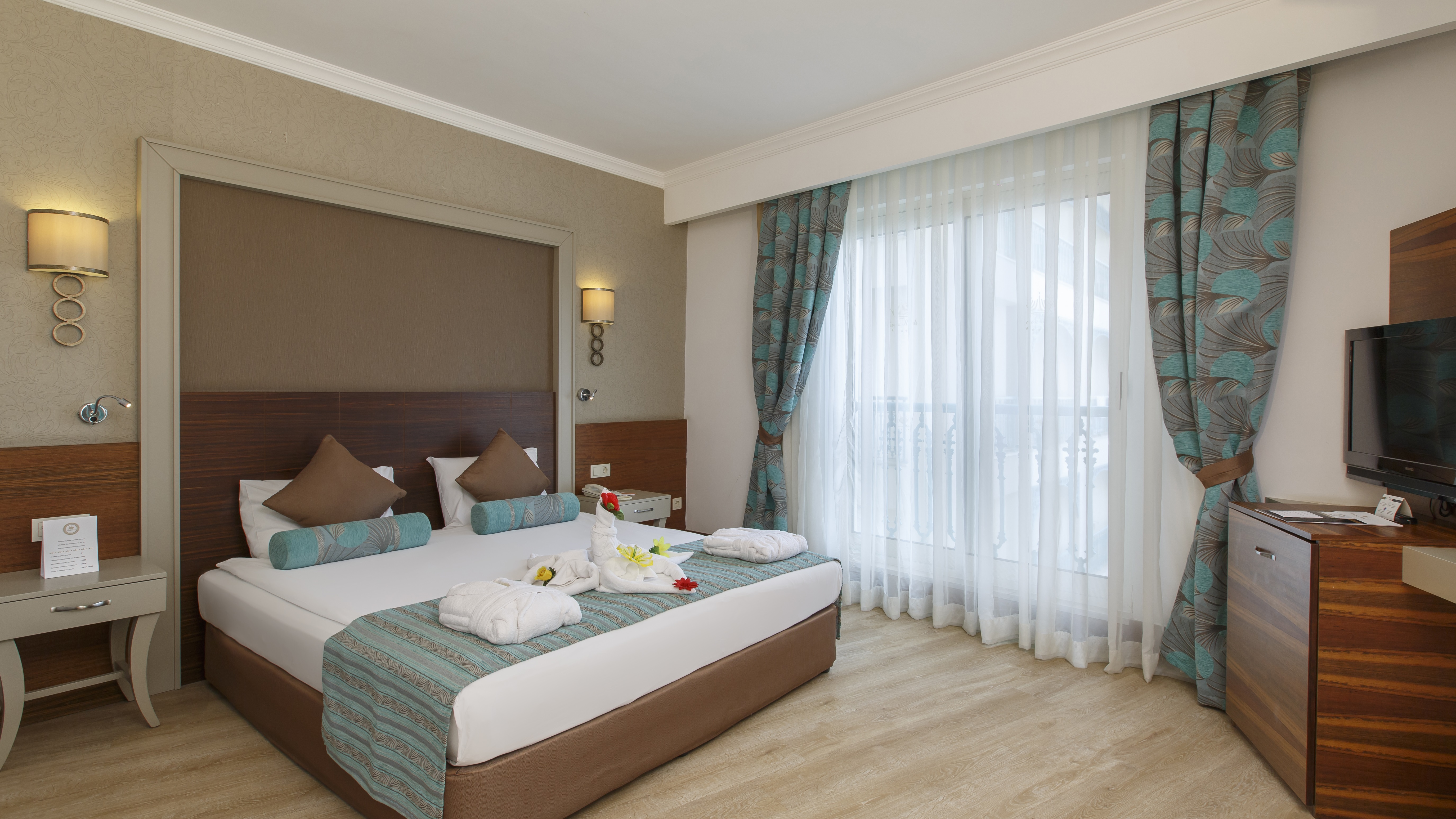Standard Room Land View 1