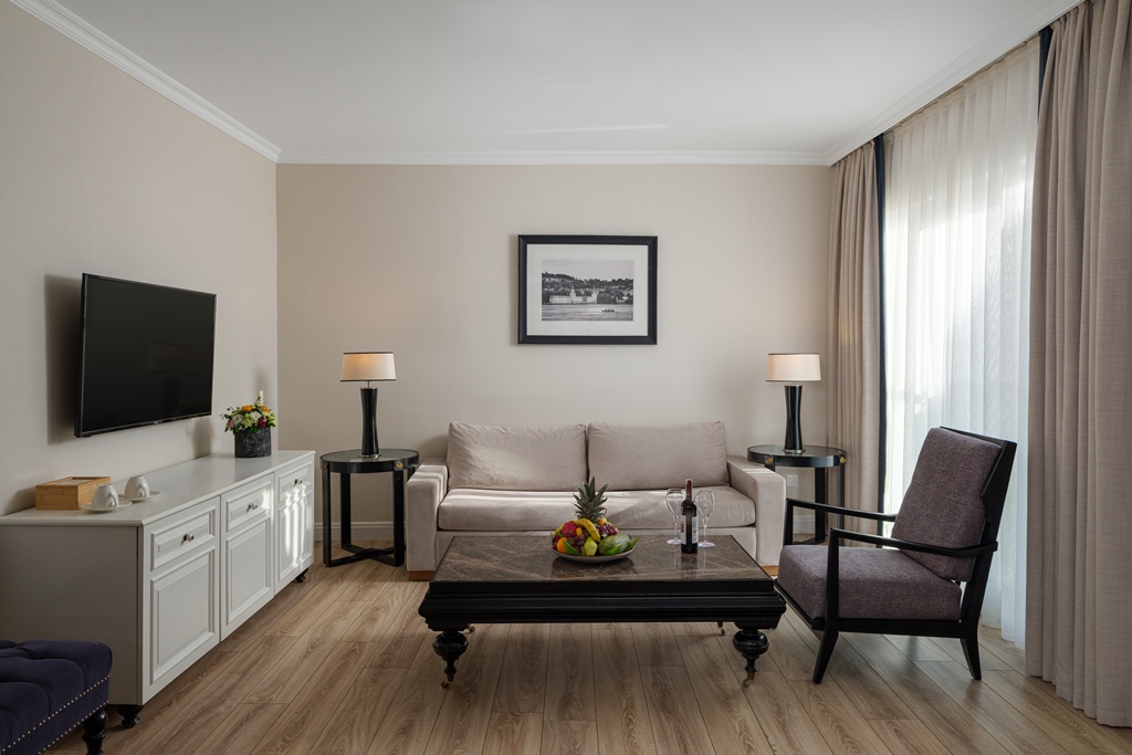 Junior Suite 4