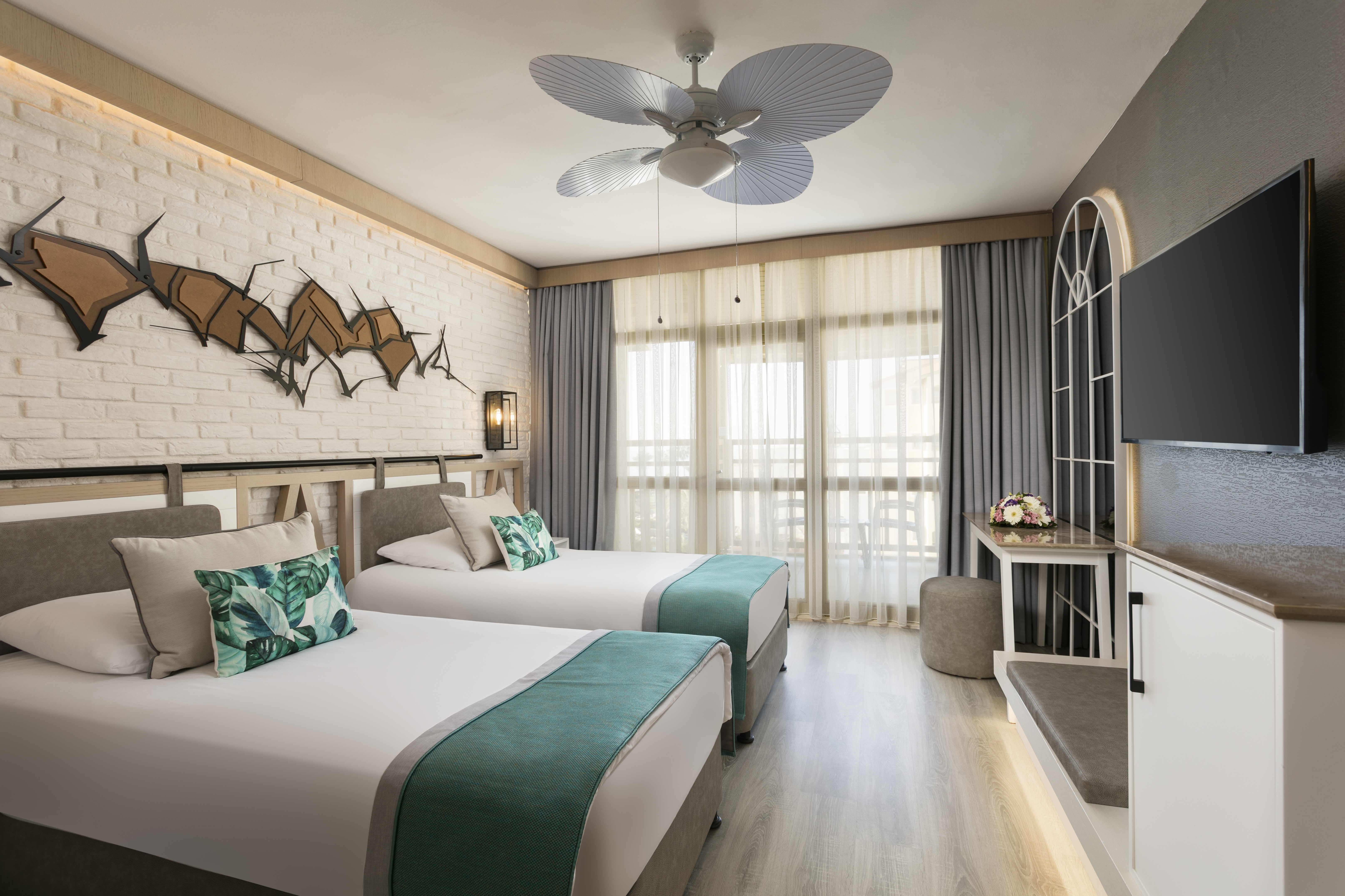 Economy Room 1