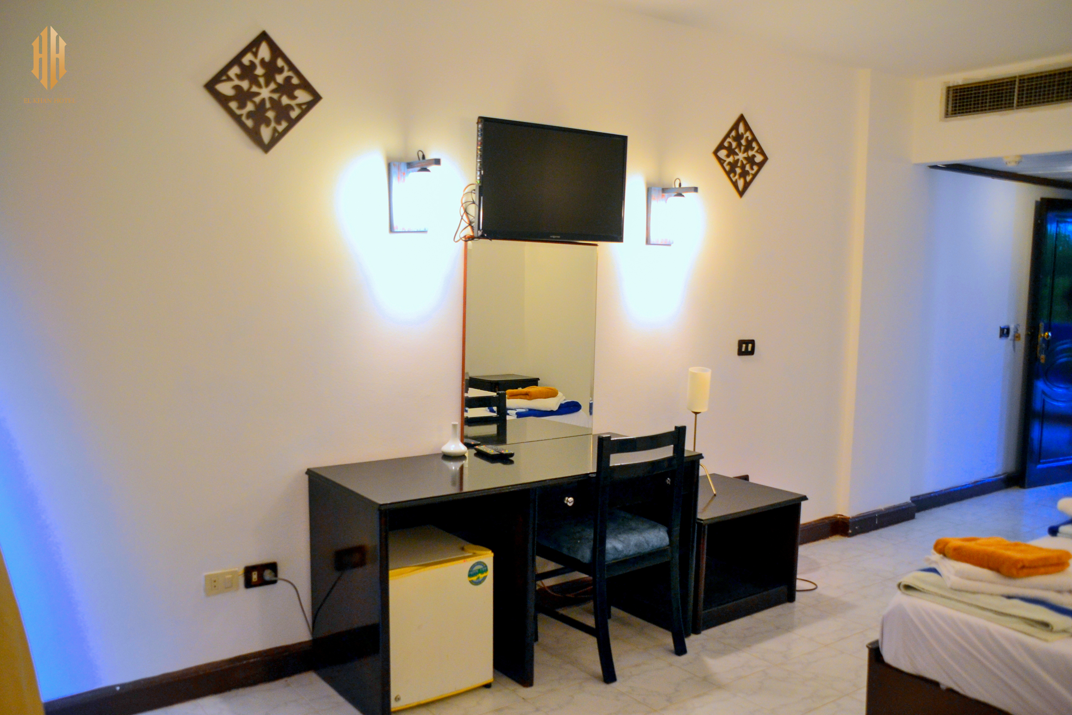 Double Standard Room (Poolview) 4