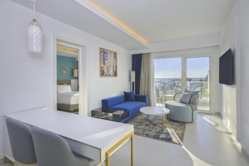 One Bedroom Suite 1