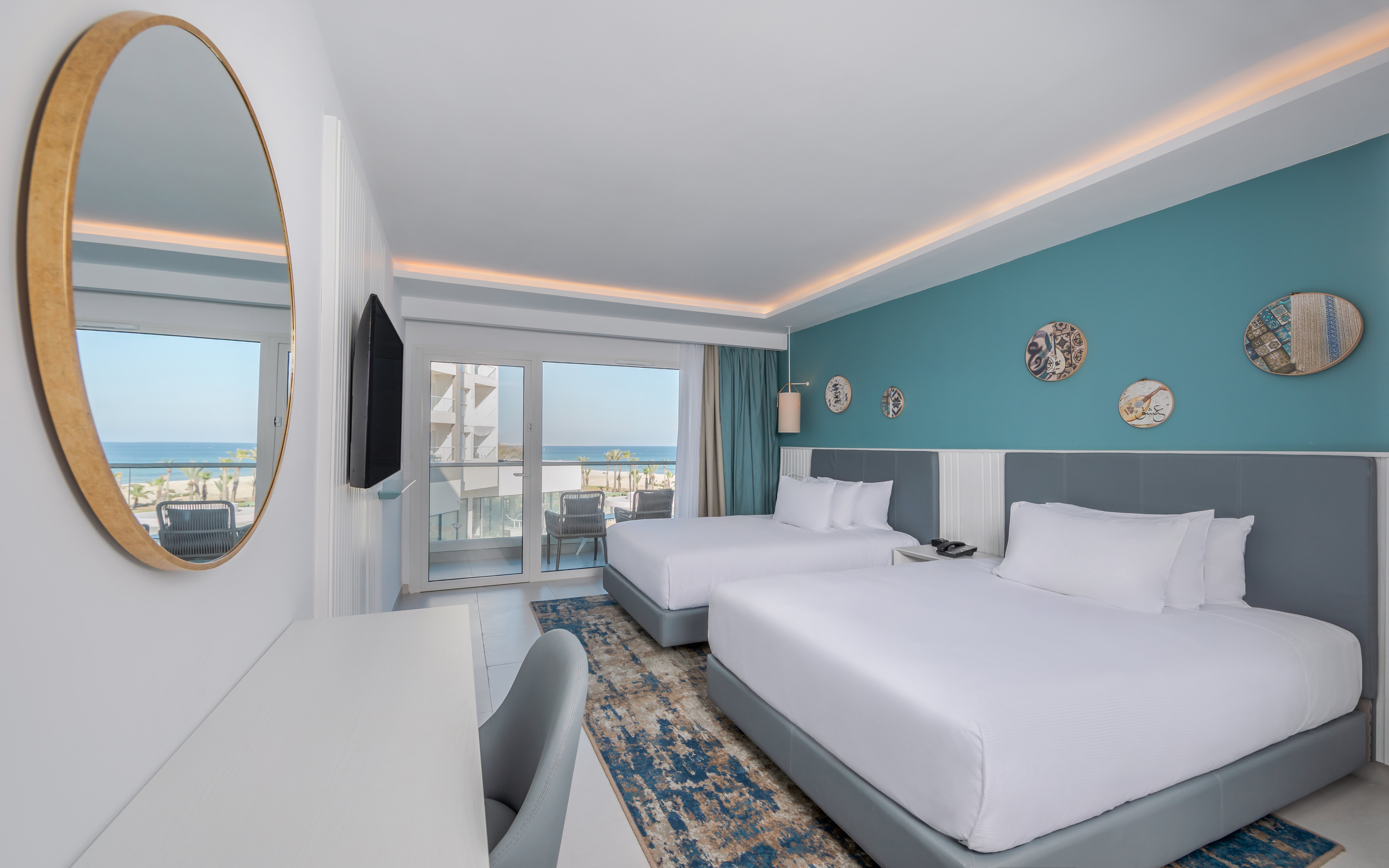 Deluxe Room With Partial Sea View 1