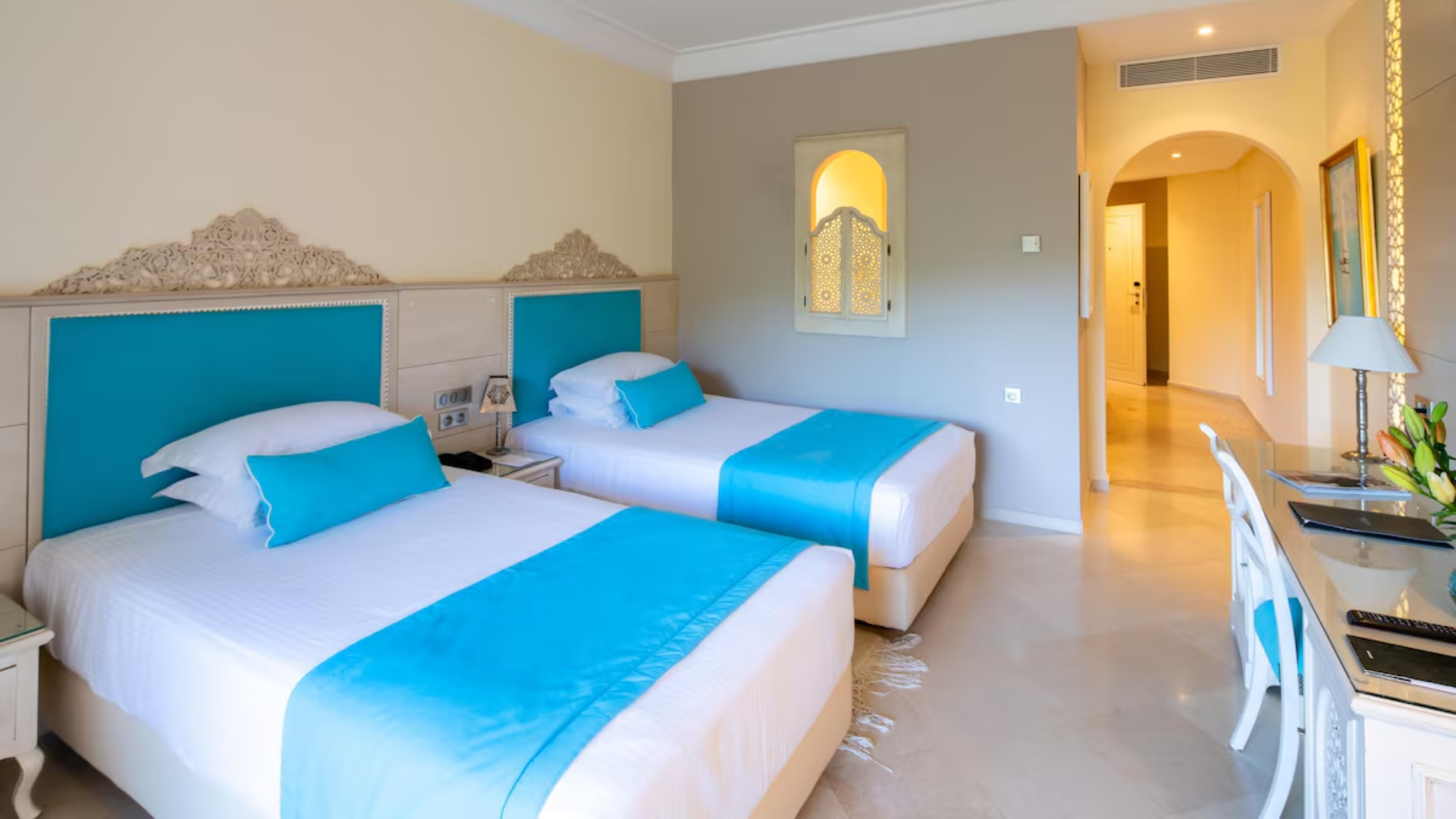 Single Premium Room 2