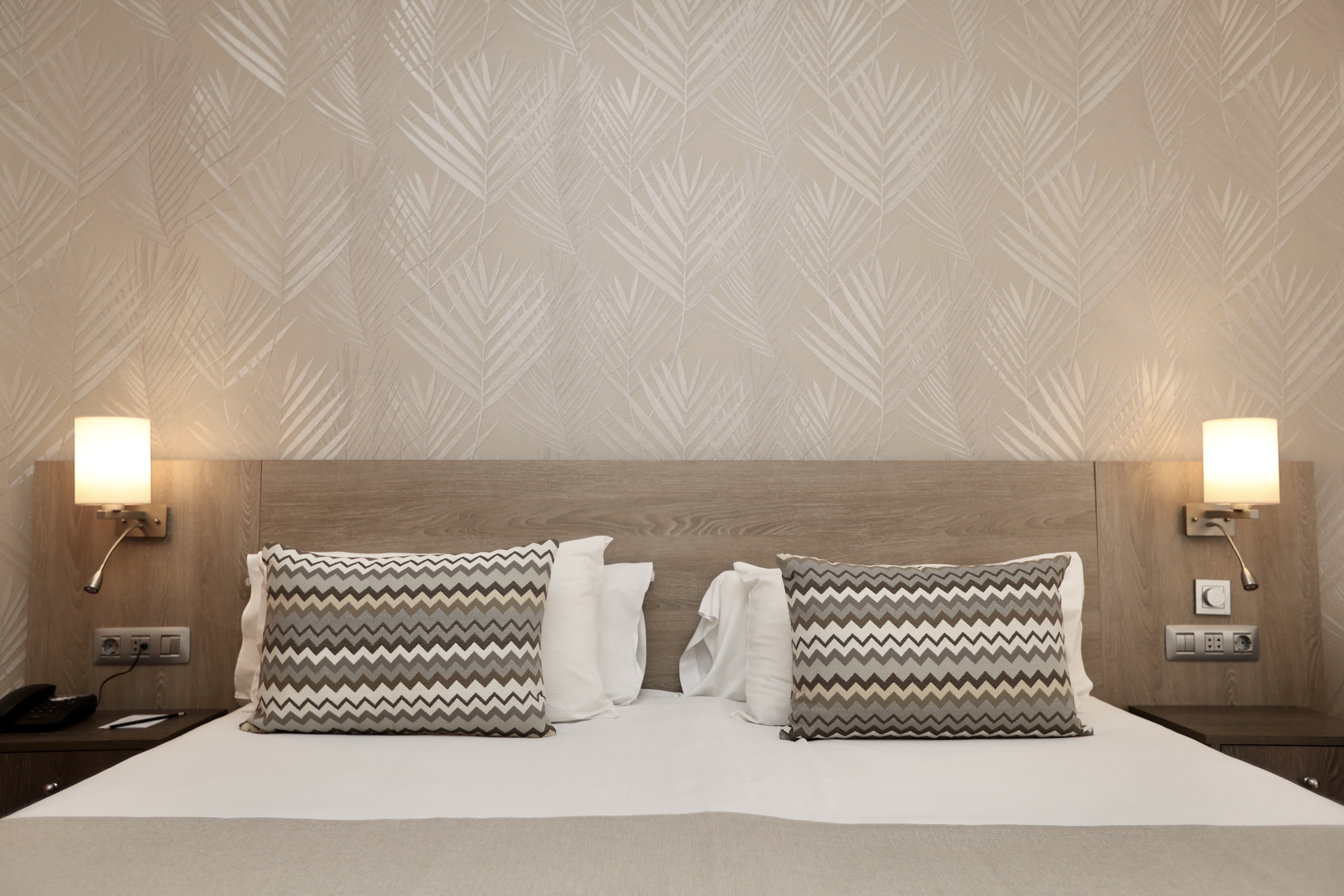 Economy Room 1